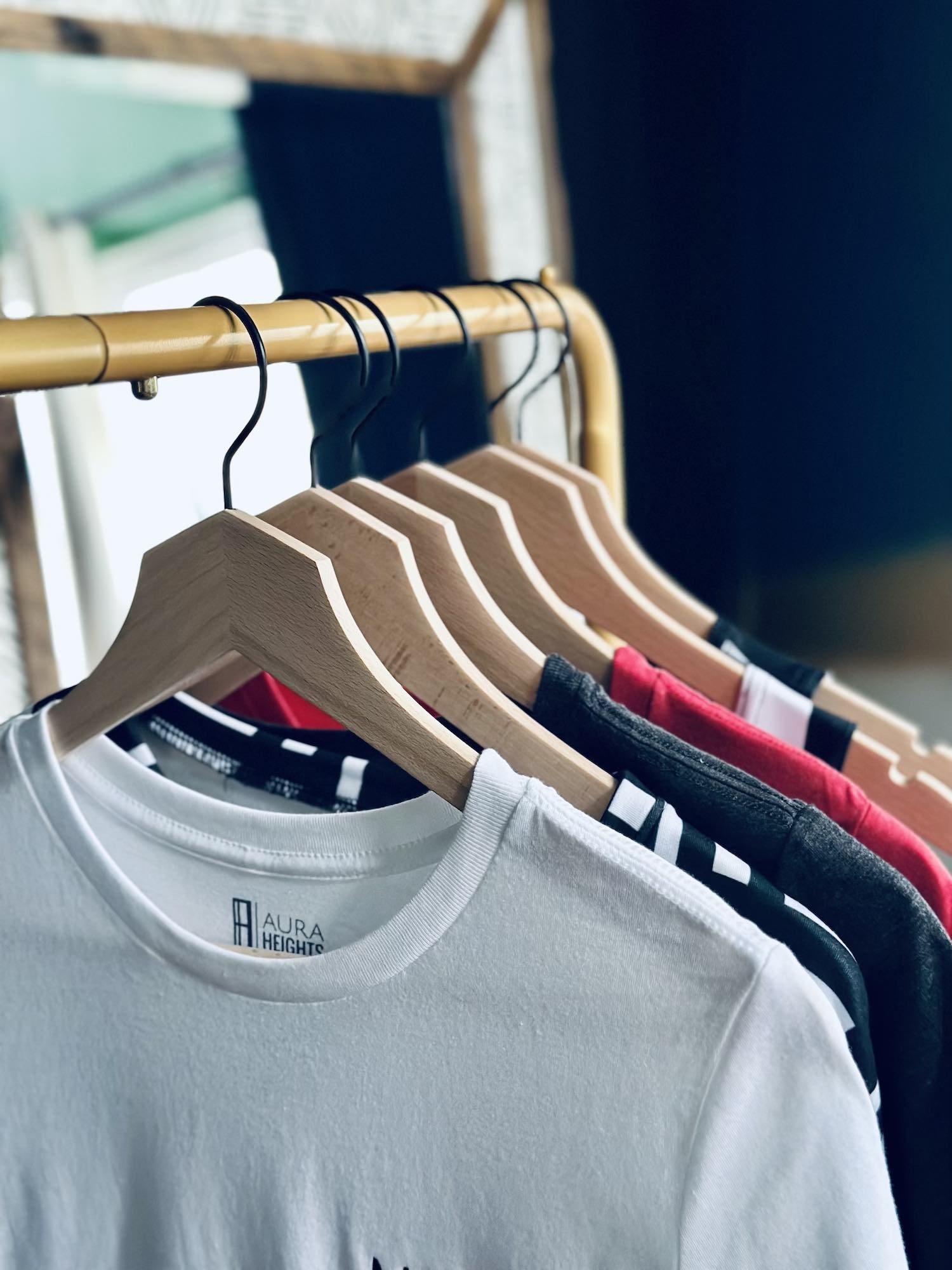 Aura clothes online rack